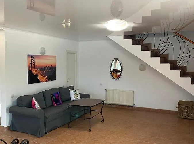 Villa Ammos Mamaia 120 Metri De Plaja Navodari