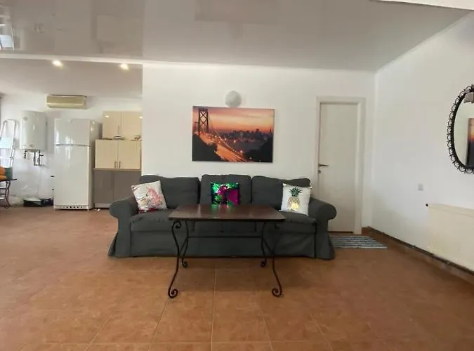 Ammos Mamaia 120 Metri De Plaja Navodari