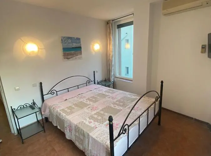 Ammos Mamaia 120 Metri De Plaja Villa